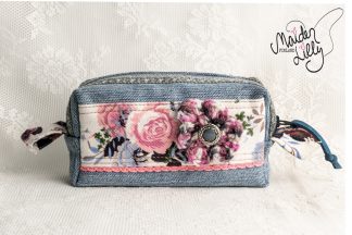Meikkipussi Light Blue'n Roses Violet Denim No. 7943